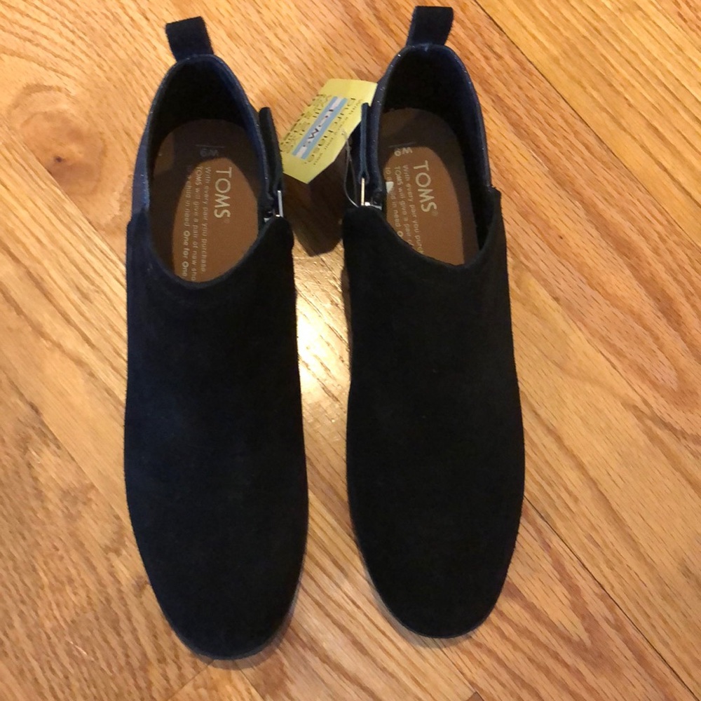 Toms Deia Black Suede/Glitter Booties - size 9